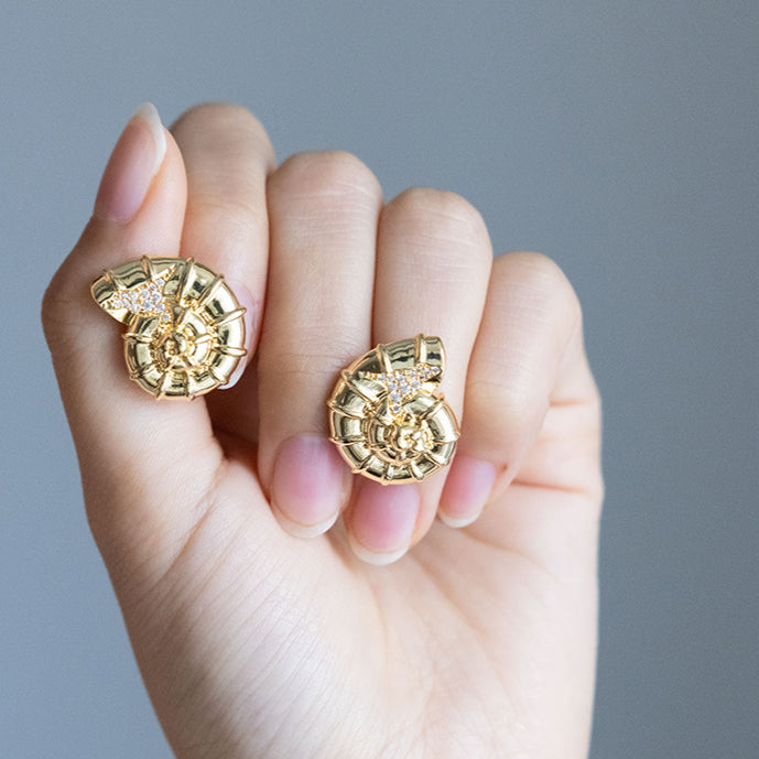 Hallucinogenic Nautilus Earrings-Golden