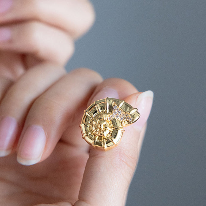 Hallucinogenic Nautilus Earrings-Golden